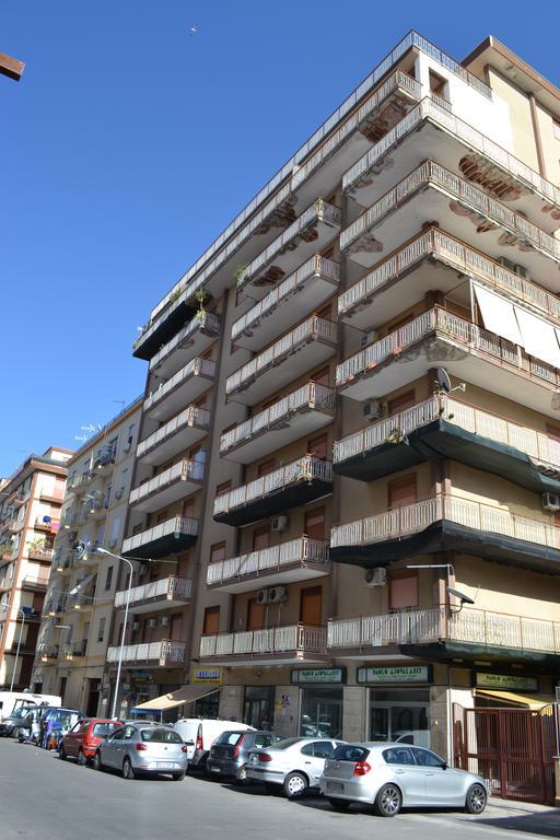 A Tre Passi Dal Centro Hotel Palermo Zewnętrze zdjęcie